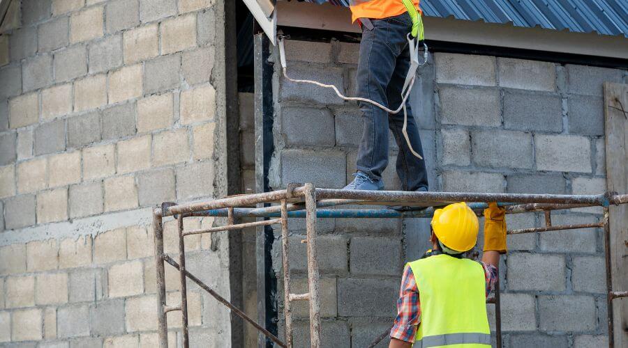 Professional residential roofers in Reynolds, NE